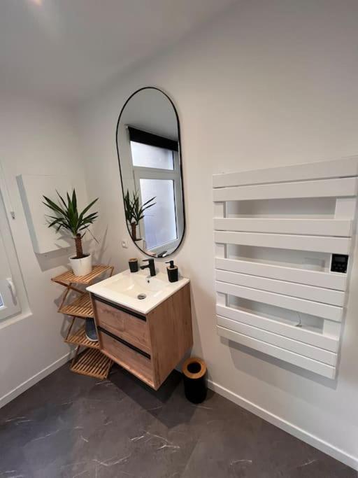 Beau Loft Room Proche Mont Saint Michel Jaccuzi Illimite En Plein Centre Avranches Eksteriør billede